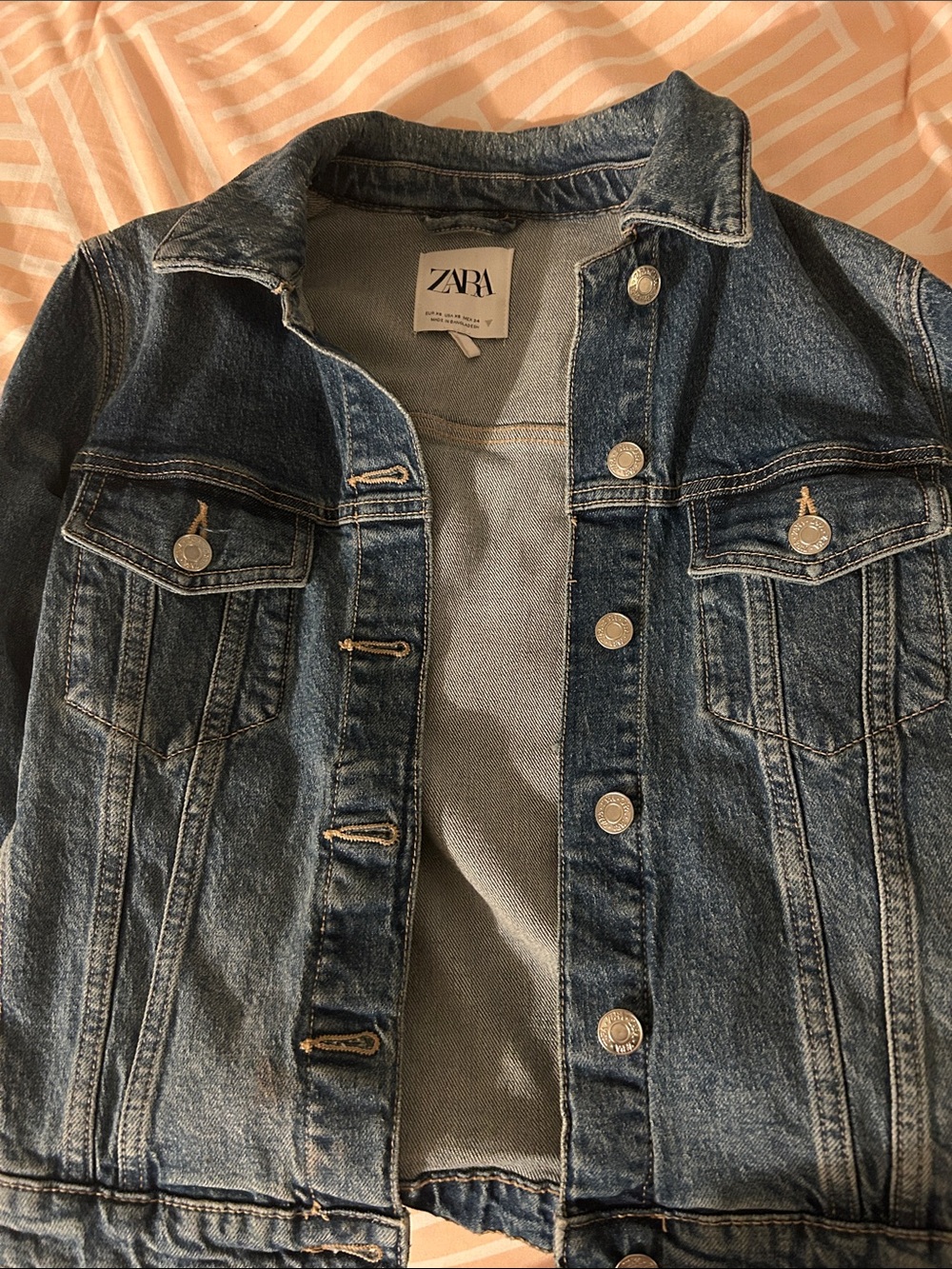ZARA Medium Blue Washed Denim Jacket